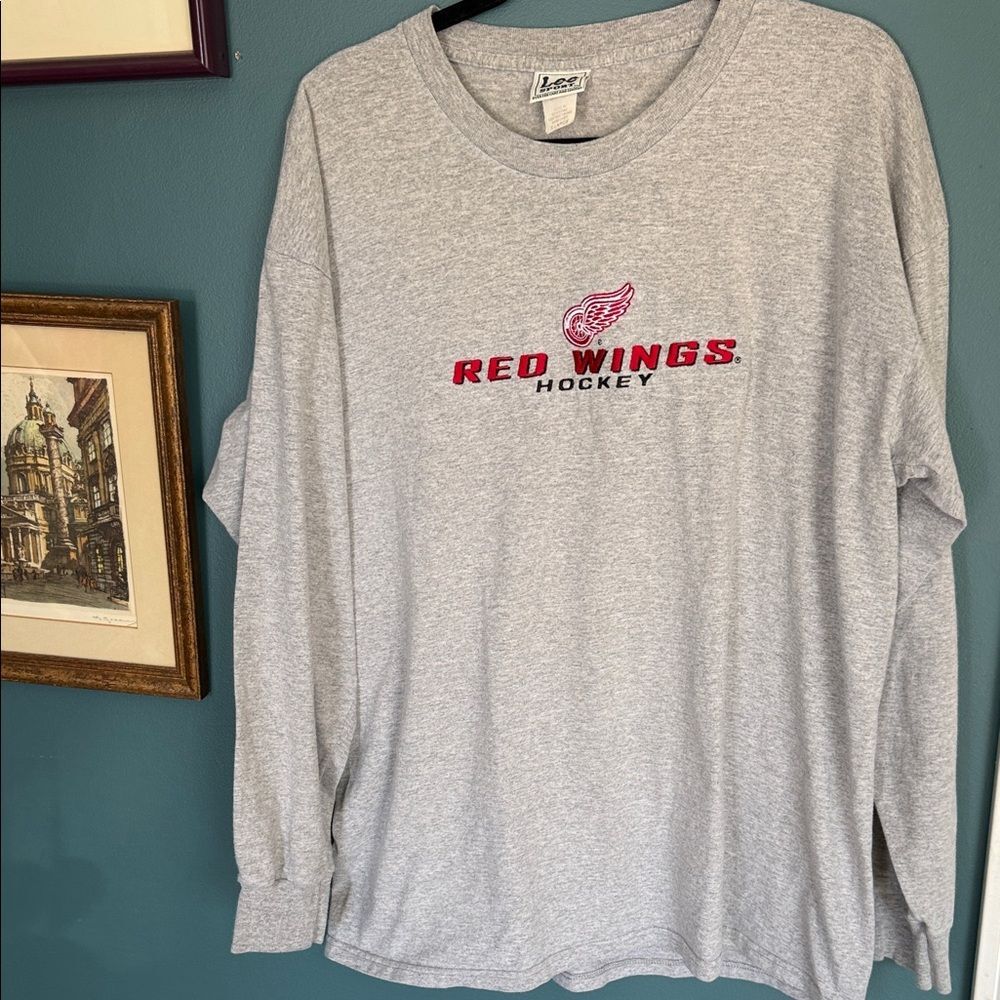 Lee Gray Long Sleeve Tee with embroidered Redwings logo